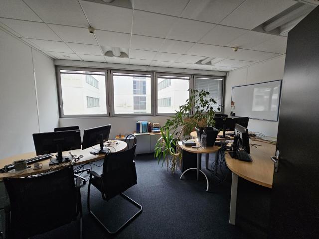 Bureau vente à Angers