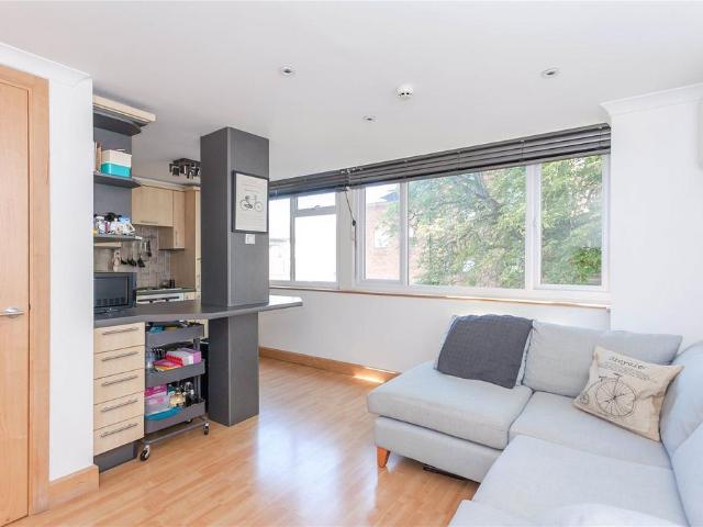 House for rent in St Thomas', The Slade