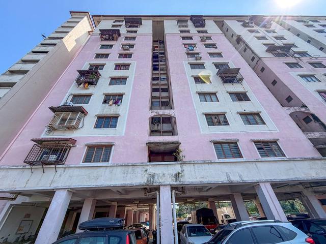 Apartment for sale in Petaling, Subang Jaya
