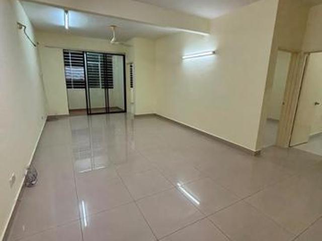 Apartment for sale in Kajang, Langat