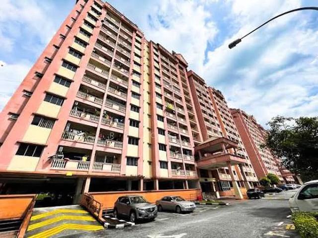 Apartment for sale in Kajang, Langat