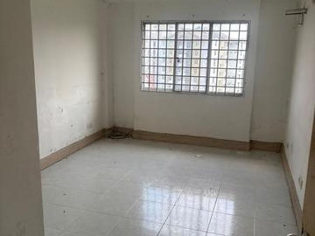 Apartment for sale in Kajang, Langat