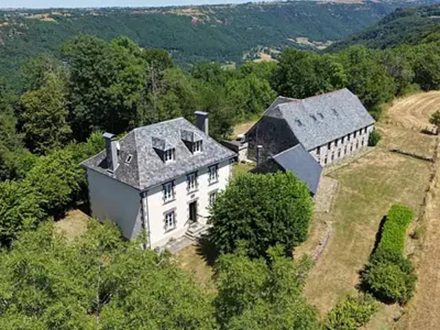 Maison vente à Mauriac, Anglards-de-salers