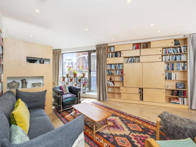 House for rent in Kentish Town, Greater London