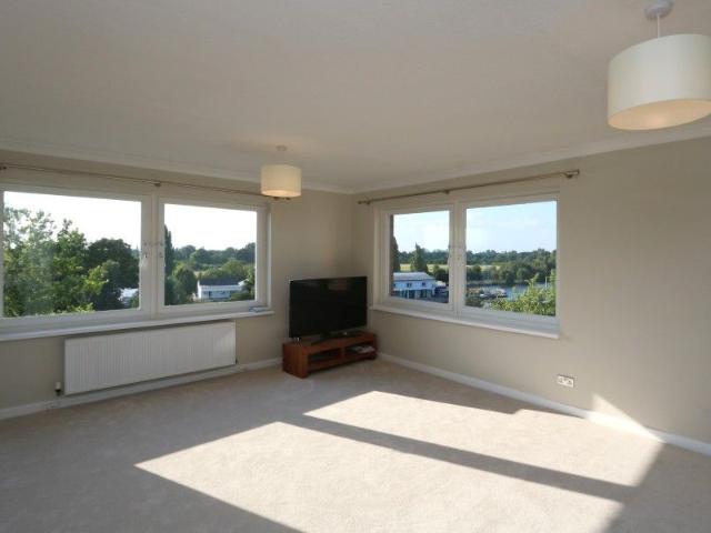 Apartment for rent in Surbiton, Greater London