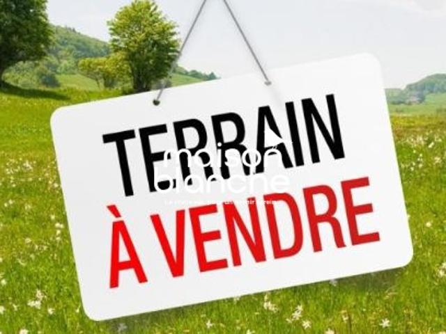 Terrain vente à Les Sables-d'Olonne, Angles