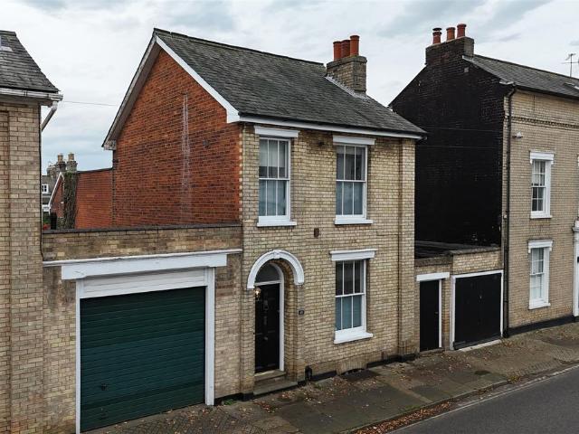 House for rent in The Dales, Key Street