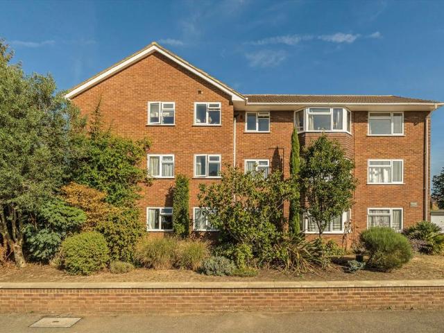 Apartment for rent in Royal Borough of Kingston upon Thames, Greater London