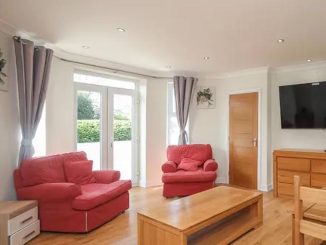 Apartment for rent in Surbiton, Greater London