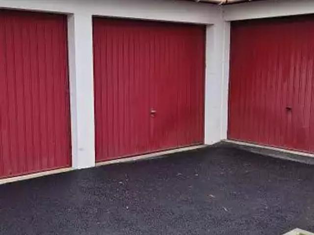 Garage vente à Lapurdi, Anglet