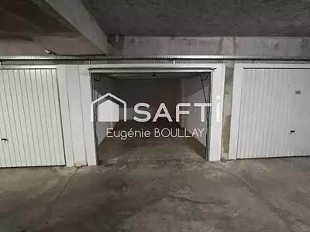 Garage vente à Lapurdi, Anglet