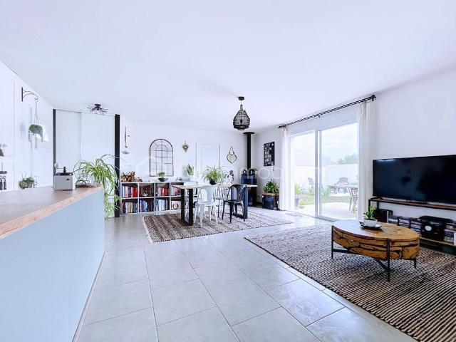 Maison vente à La Rochelle, Angliers
