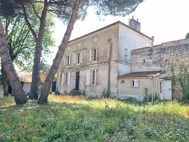 Maison vente à Angoulême, Aignes-et-puypéroux