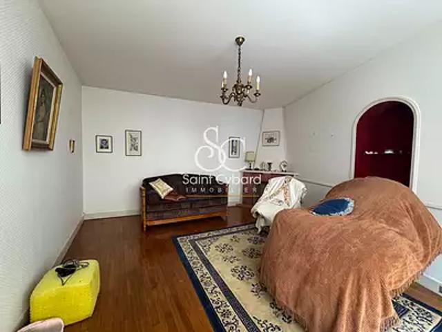 Maison vente à Angoulême, Aignes-et-puypéroux
