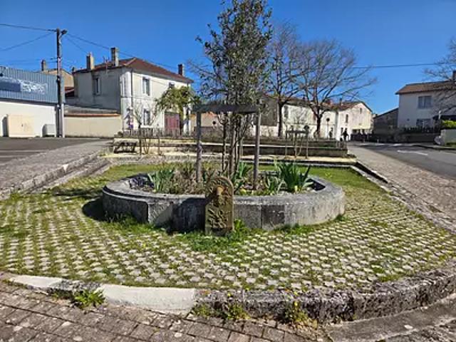 Maison vente à Angoulême, Aignes-et-puypéroux