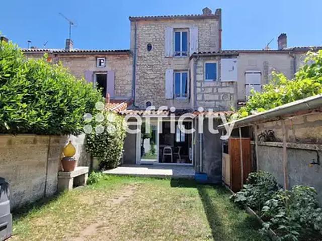 Maison vente à Angoulême, Aignes-et-puypéroux