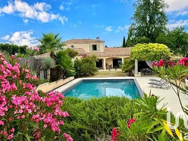Maison vente à Angoulême, Aignes-et-puypéroux