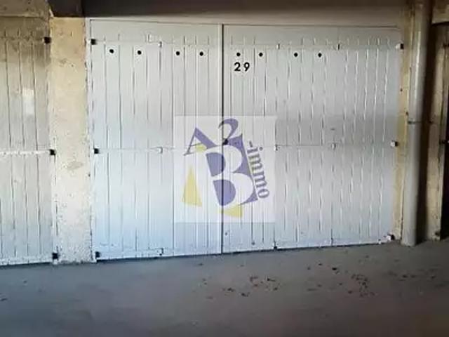 Garage location à Angoulême, Aignes-et-puypéroux