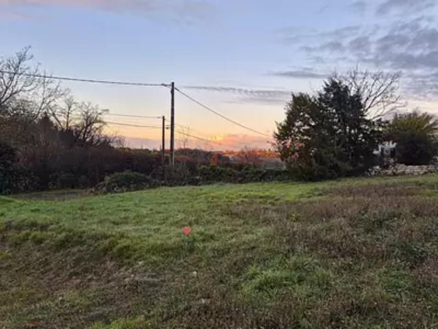Terrain vente à Angoulême, Aignes-et-puypéroux