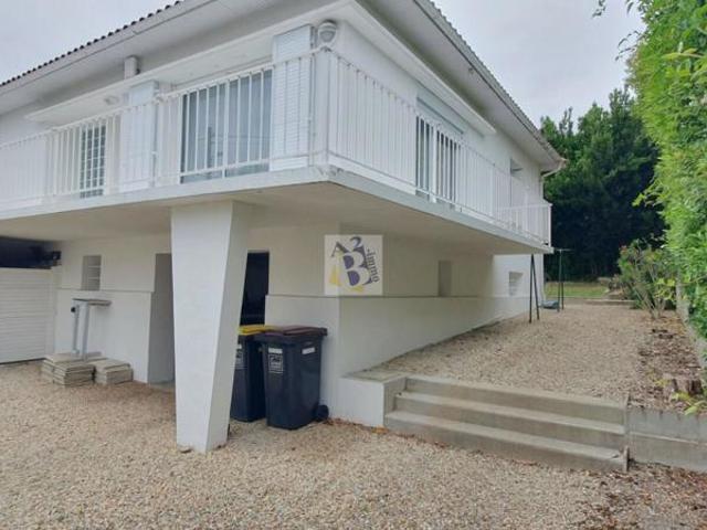 Maison vente à Angoulême, Aignes-et-puypéroux
