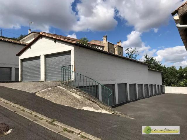 Garage location à L'Houmeau, Angoulême