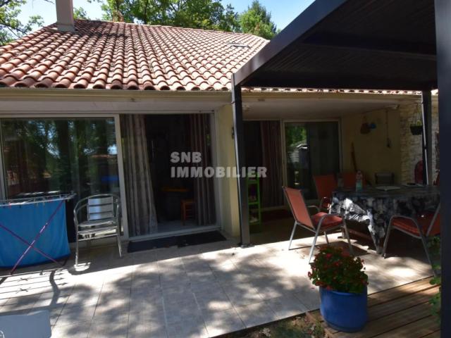 Maison vente à Angoulême, Aignes-et-puypéroux