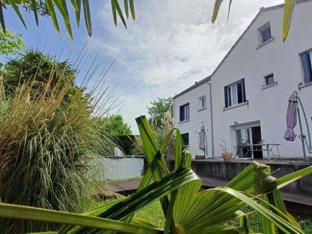 Maison vente à Angoulême, Aignes-et-puypéroux
