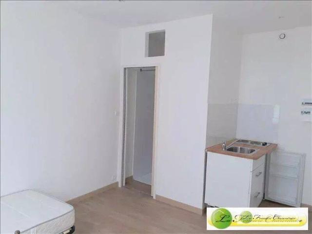 Studio location à Angoulême, Charente