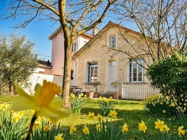 Maison vente à Angoulême, Aignes-et-puypéroux