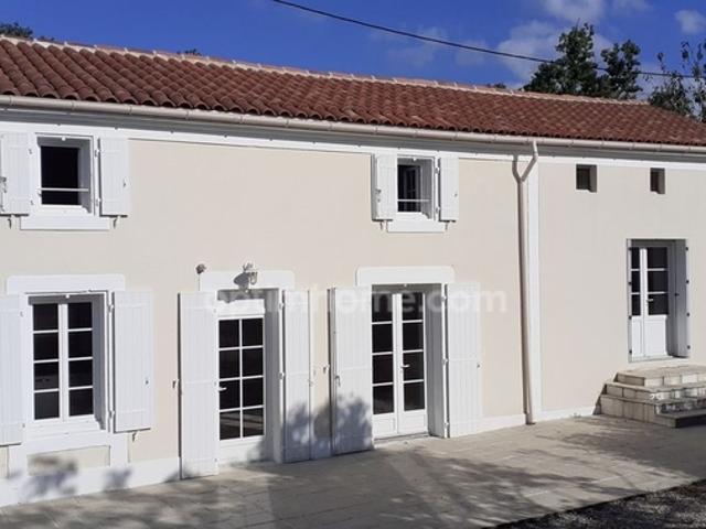 Maison vente à Angoulême, Aignes-et-puypéroux