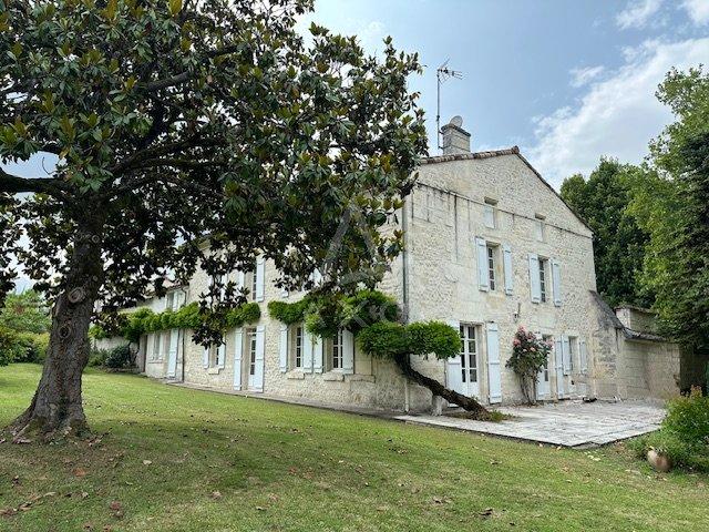 Villa vente à Angoulême, Aignes-et-puypéroux