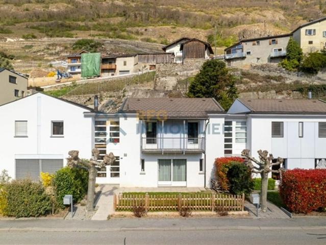 Reihenfamilienhaus kaufen in Fully, Wallis