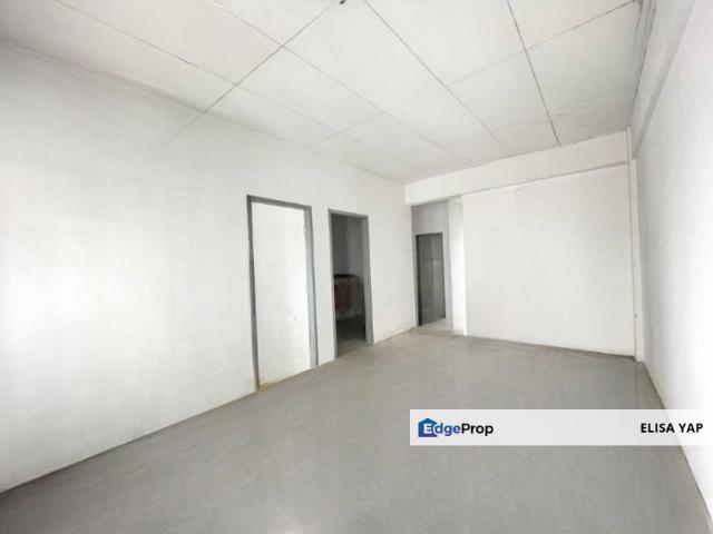 Flat for sale in Petaling, Subang Jaya