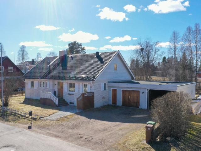 Villa till salu i Ovanåker, Gävleborg