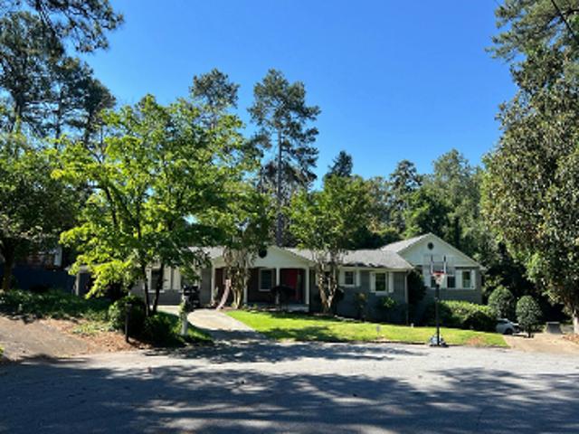 House for sale in Sandy Springs, Georgia