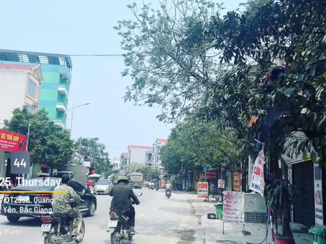 Nhà mặt phố bán