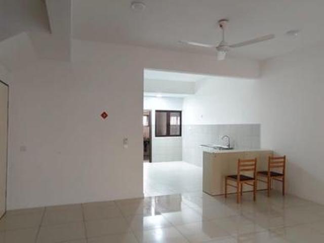 Terraced House for rent in Tanjong Sepat, Selangor