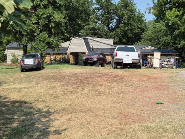 House for sale in Edmond, Logan County