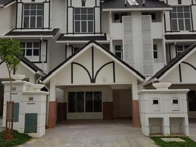 Terraced House for rent in Petaling, Alam Impian