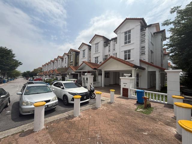 Terraced House for rent in Petaling, Alam Impian