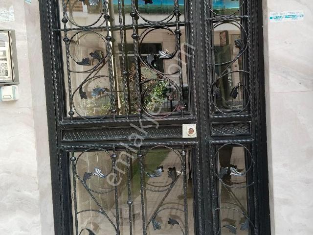 Karşiyaka, İzmir içerisinde satılık mülk