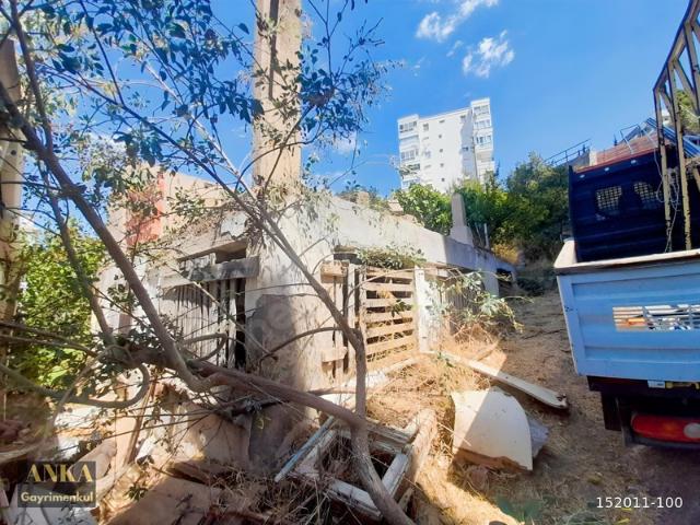 Eğitim Mahallesi, Balçova içerisinde satılık Arsa