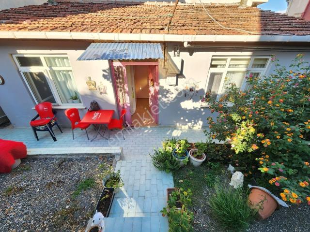 Üsküdar, İstanbul içerisinde satılık Villa