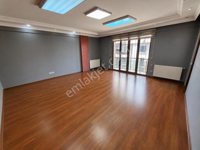 Ümraniye, İstanbul içerisinde satılık mülk