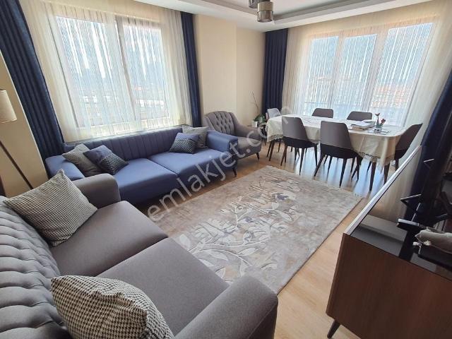 Ümraniye, İstanbul içerisinde kiralık mülk