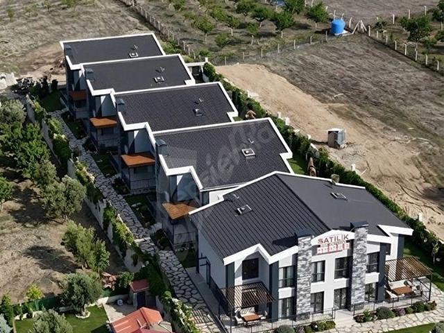 Mamak, Ankara içerisinde satılık Villa