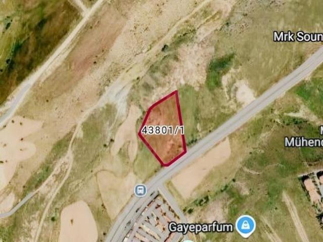 Yakacık Mahallesi, Yenimahalle içerisinde satılık Arsa