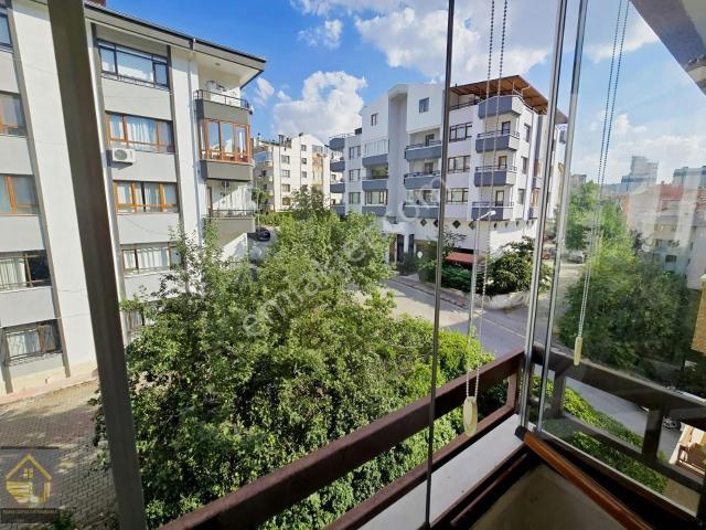 Çankaya, Ankara içerisinde satılık mülk