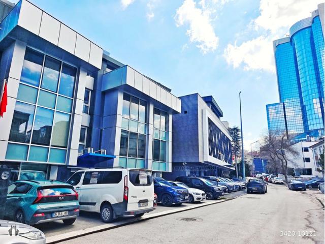 Büyükesat Mahallesi, Çankaya içerisinde satılık Bina