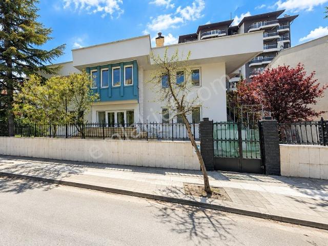 Orman Sitesi, Çankaya içerisinde satılık Bina